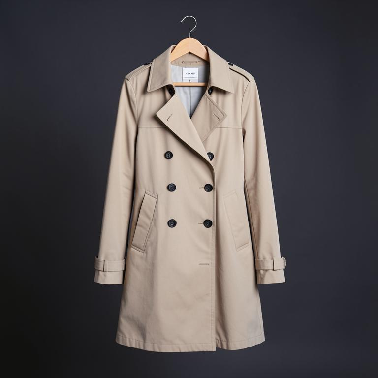 Gabardina trench coat